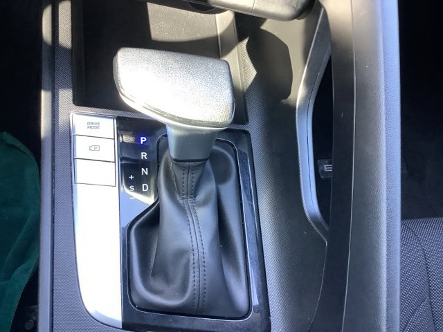 Certified 2024 Hyundai Elantra SE FWD image 28