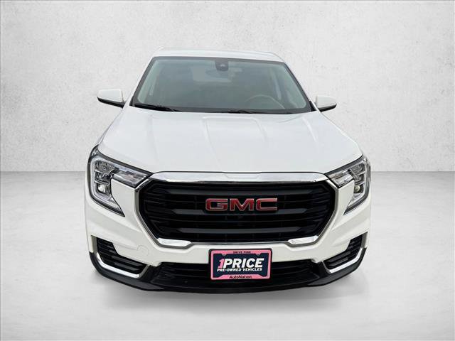 Used 2024 GMC Terrain SLE video 2