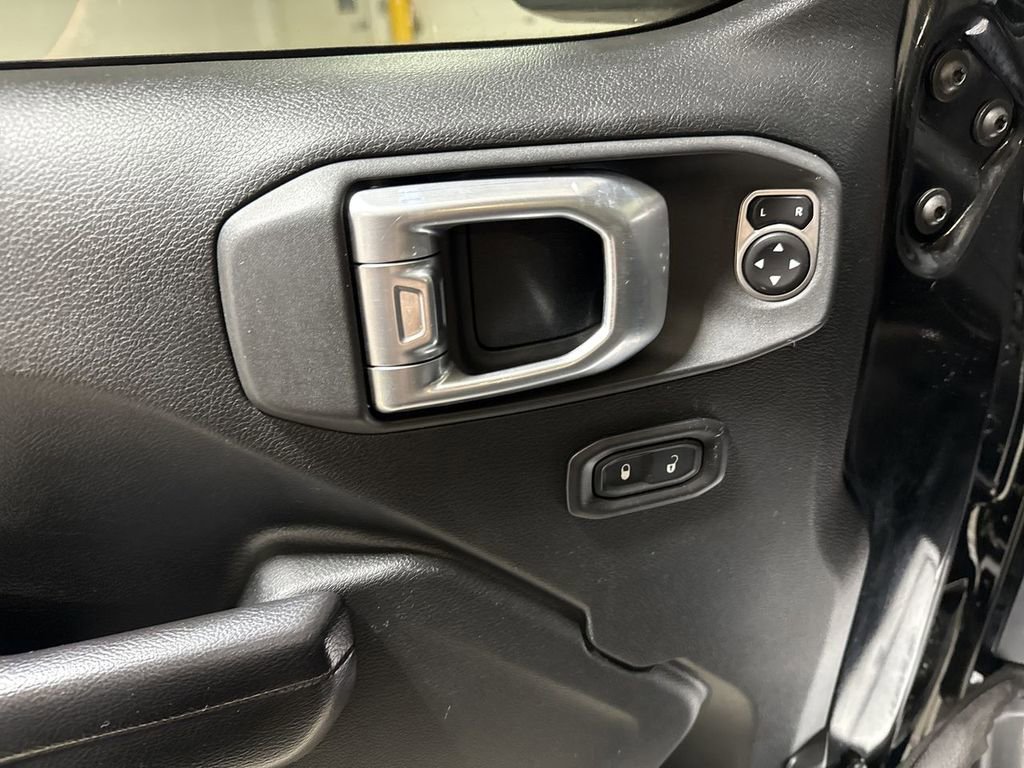 Used 2020 Jeep Wrangler Unlimited Rubicon image 20