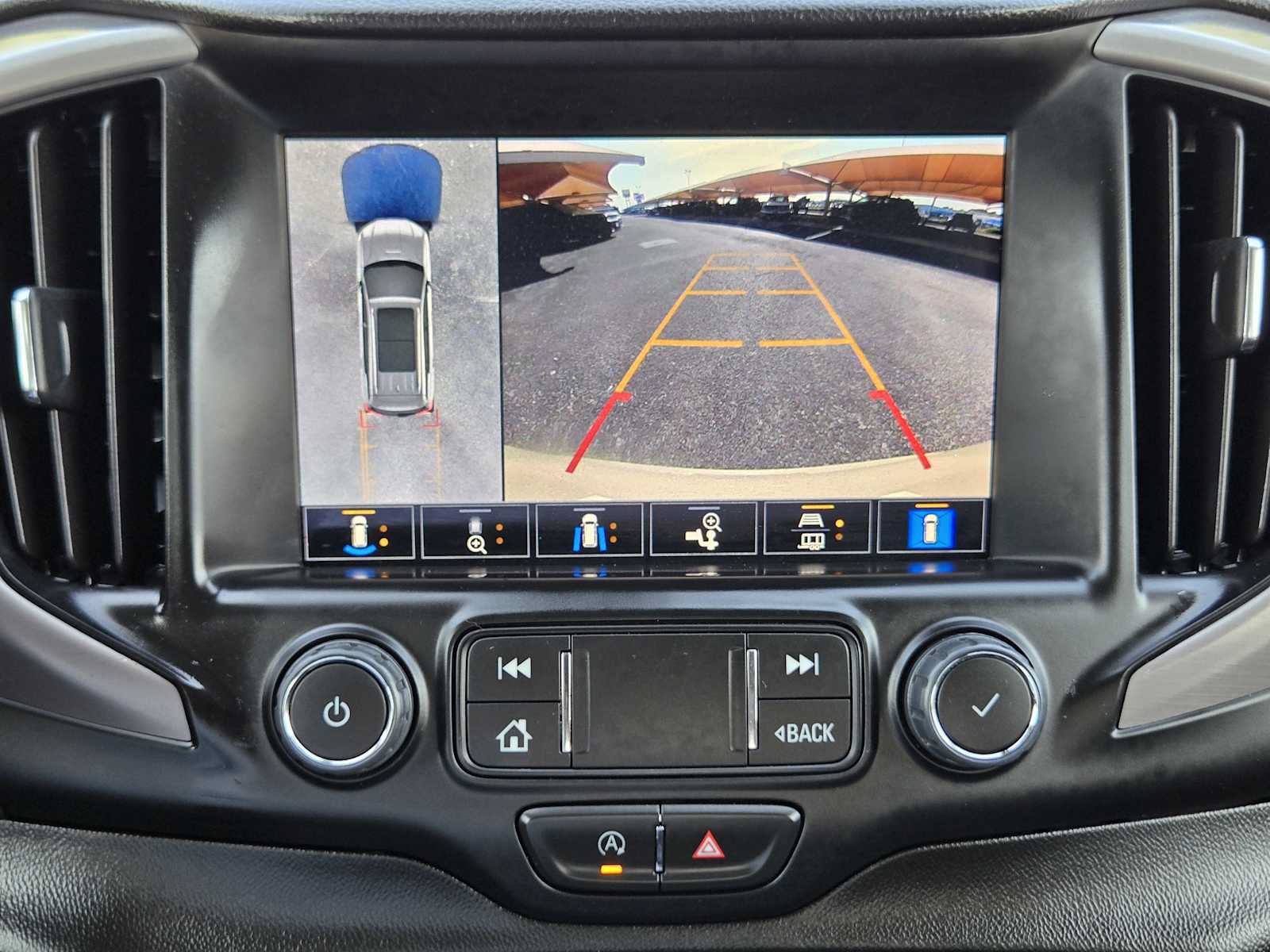 Used 2023 GMC Terrain AT4 w/ Infotainment Package II AWD/4WD image 18