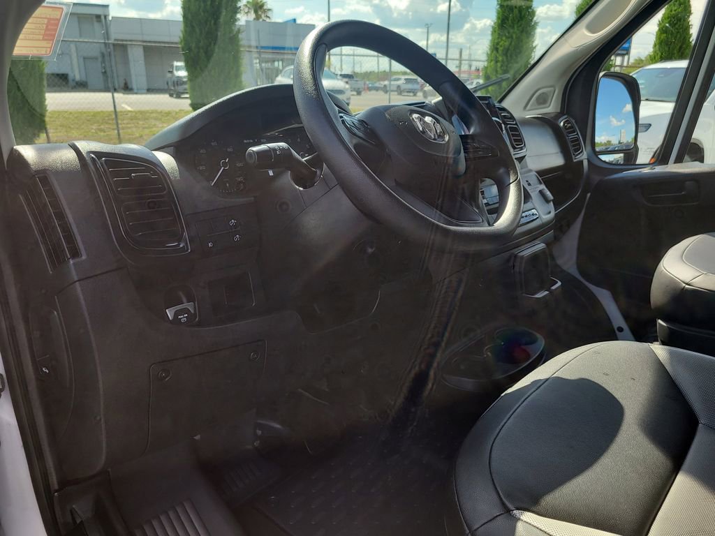 Used 2025 RAM ProMaster 2500 w/ Convenience Group FWD image 19