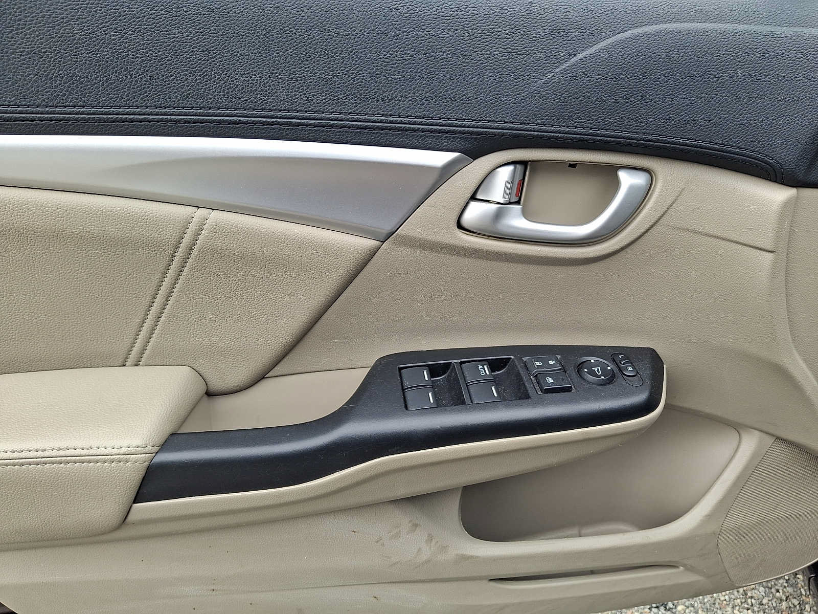 Used 2015 Honda Civic EX-L image 10