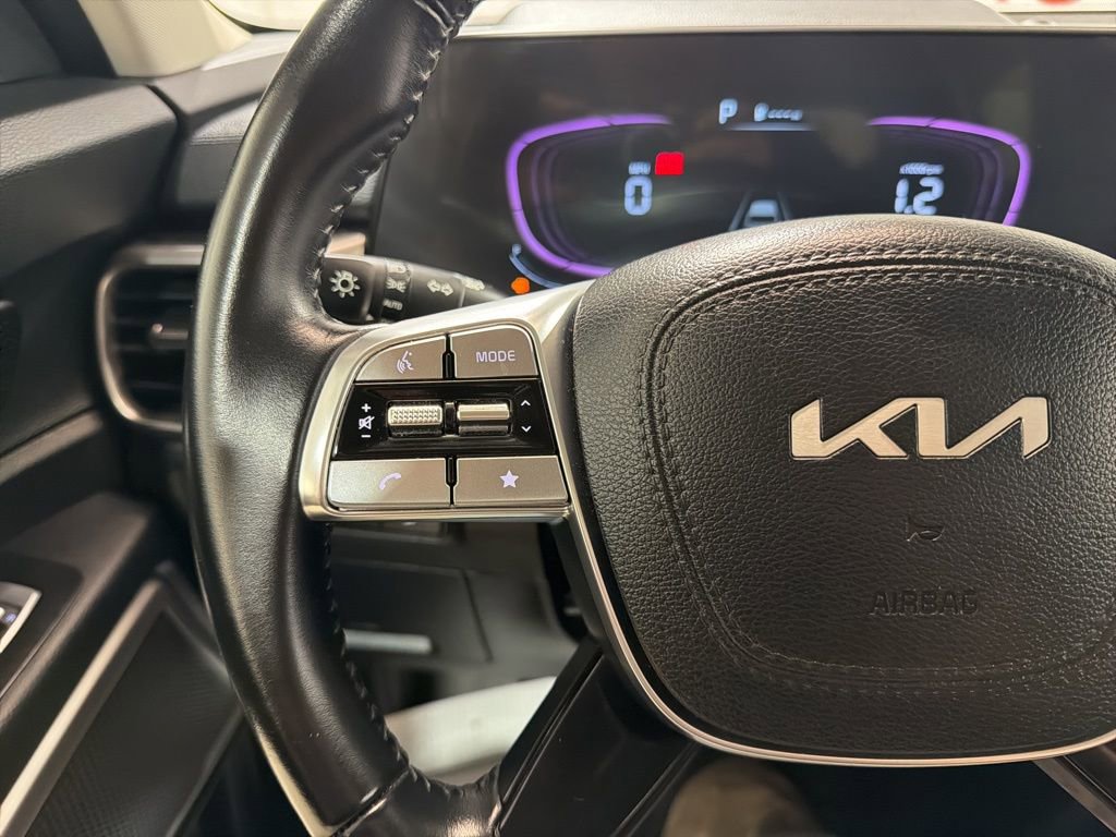 Used 2025 Kia Telluride S AWD/4WD image 28