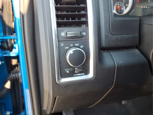 Used 2024 RAM 1500 Classic SLT AWD/4WD image 12
