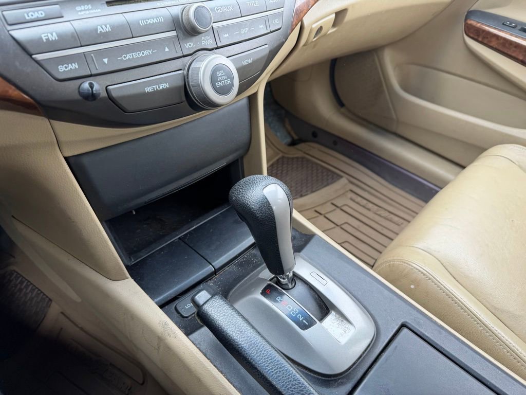 Used 2010 Honda Accord EX-L image 17