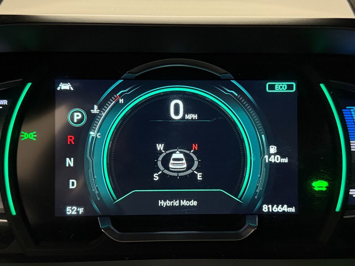 Used 2021 Hyundai Ioniq Limited FWD image 15