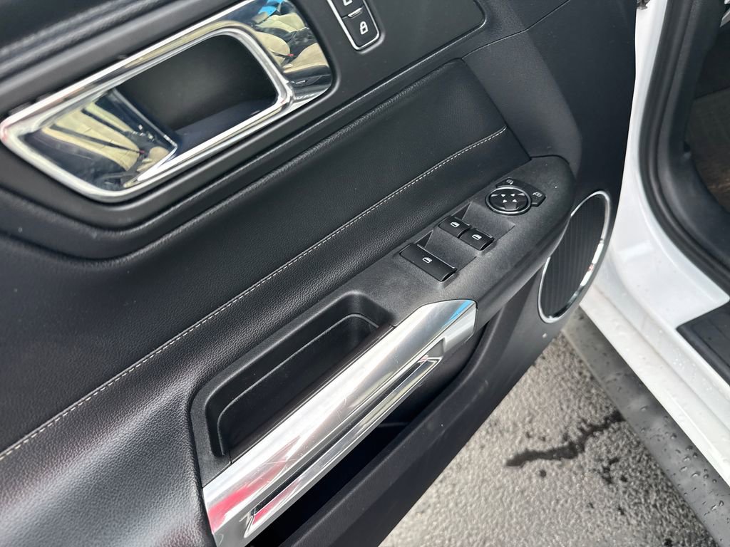 Used 2015 Ford Mustang GT Premium image 14