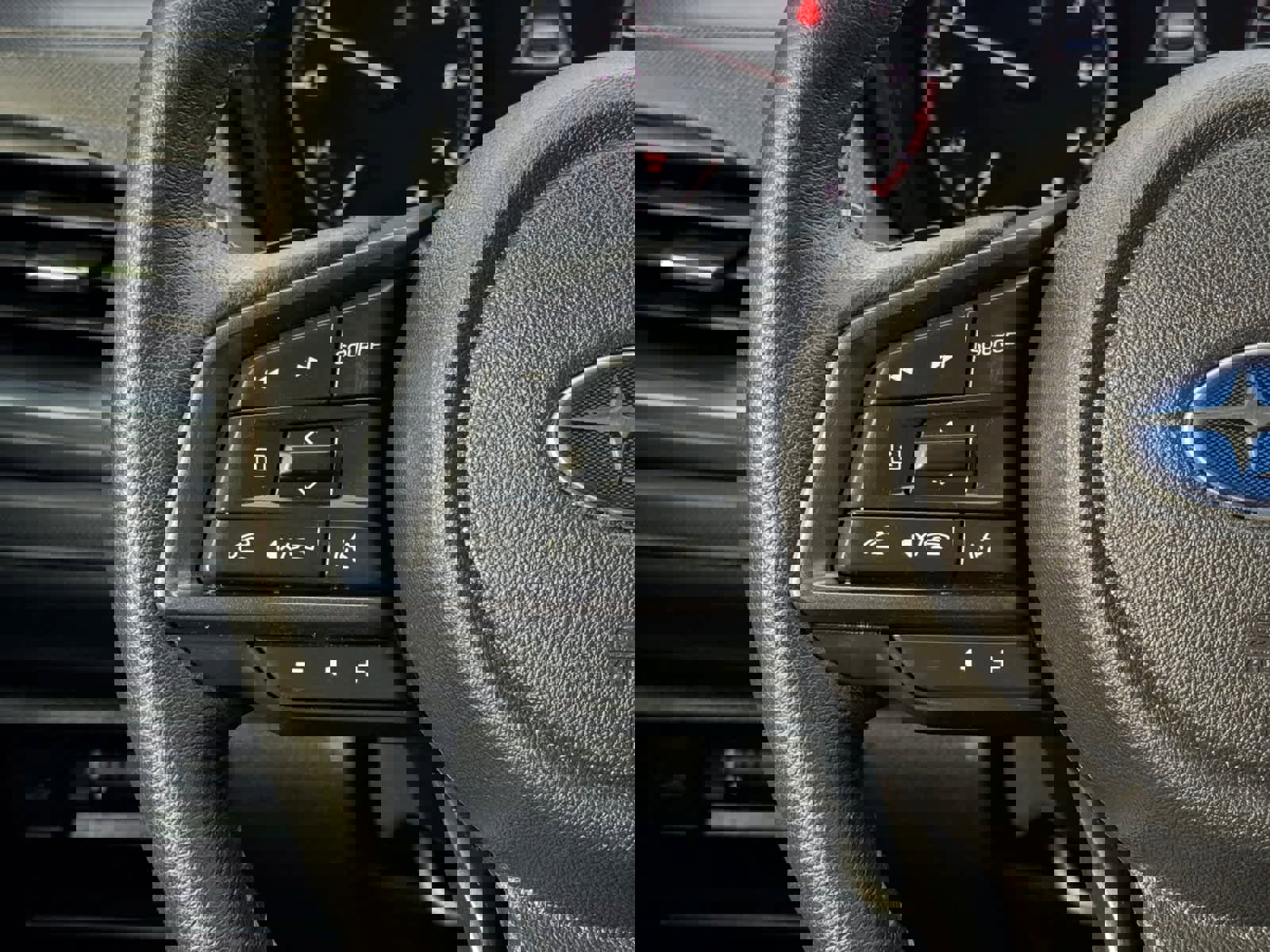 Certified 2025 Subaru Forester Limited image 18