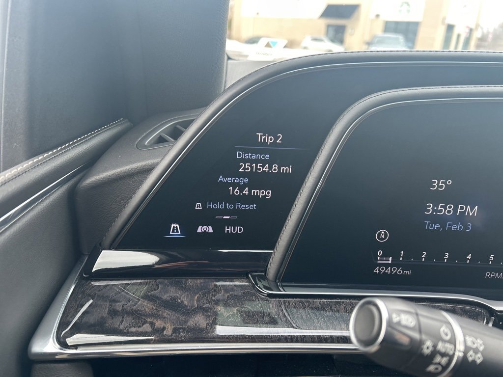 Used 2021 Cadillac Escalade Premium Luxury w/ Performance Package image 31