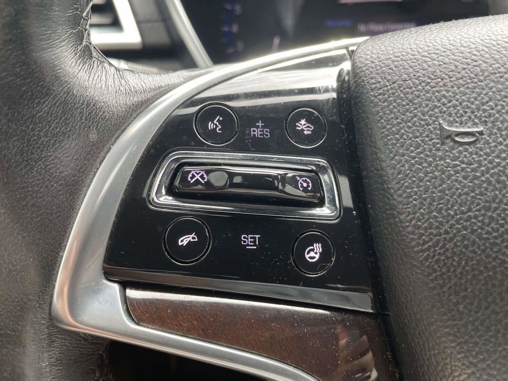 Used 2015 Cadillac SRX Performance w/ Driver Awareness Package FWD image 24