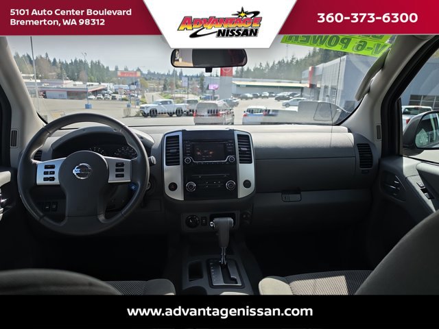 Used 2018 Nissan Frontier SV image 18