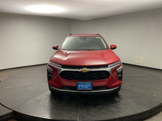 New 2026 Chevrolet Trax LT image 2