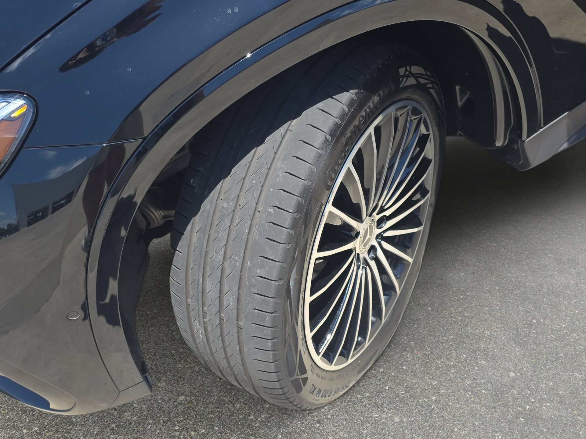 Certified 2025 Mercedes-Benz GLC 300 4MATIC image 31