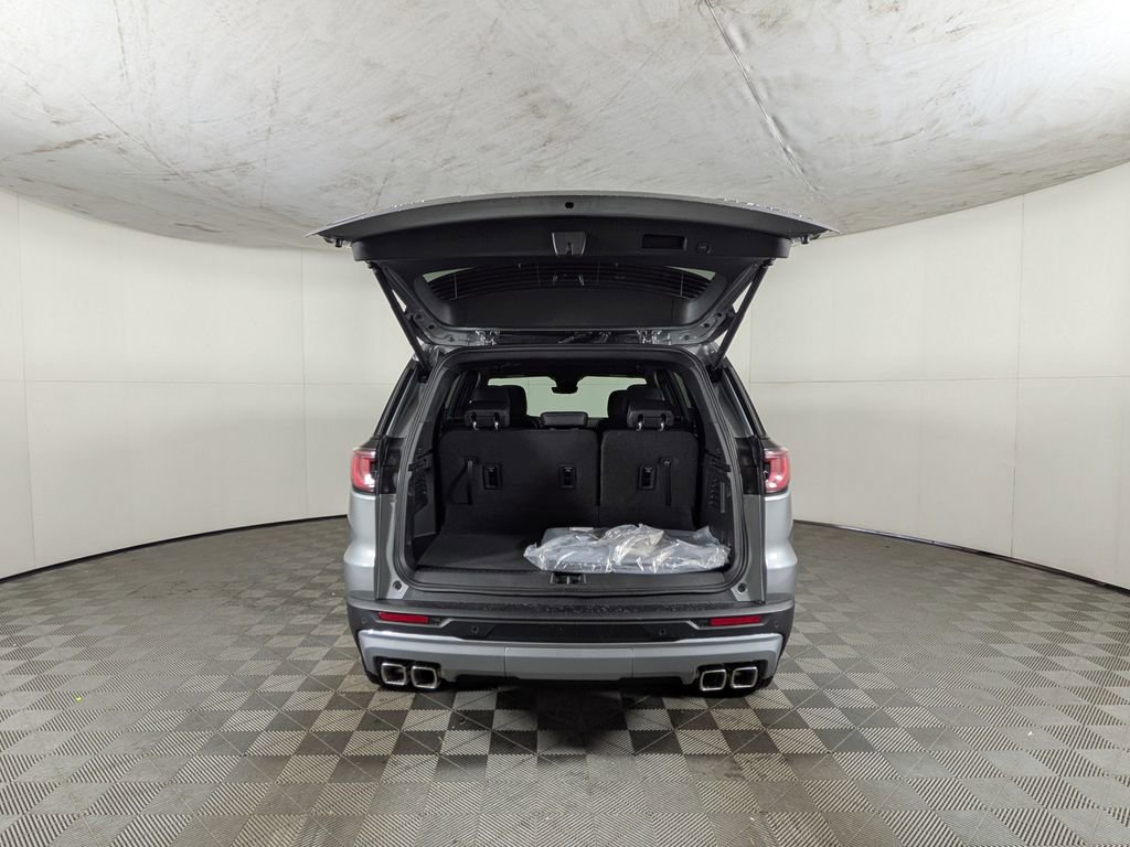 New 2026 GMC Acadia Elevation image 9