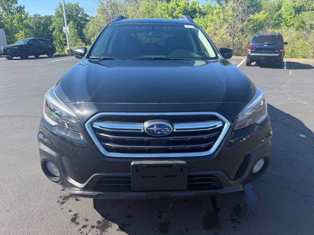 Used 2019 Subaru Outback 2.5i Premium AWD/4WD image 2