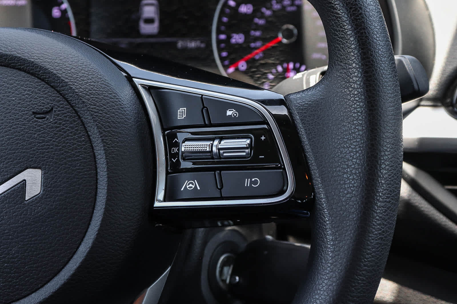 Used 2023 Kia Forte LXS w/ LXS Technology Package FWD image 23