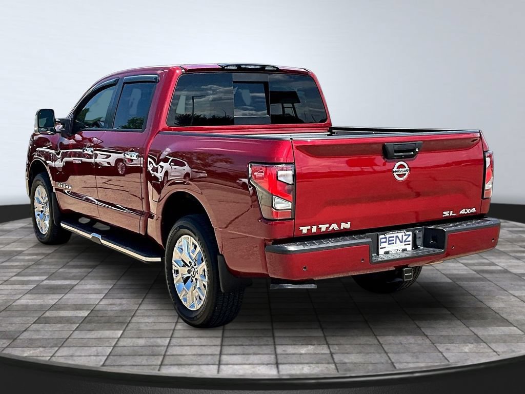 Used 2021 Nissan Titan SL w/ Moonroof Package AWD/4WD image 5