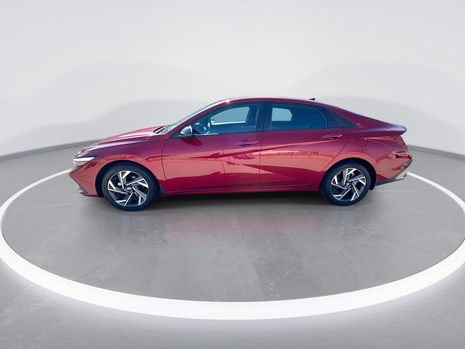 Used 2025 Hyundai Elantra Sport image 5