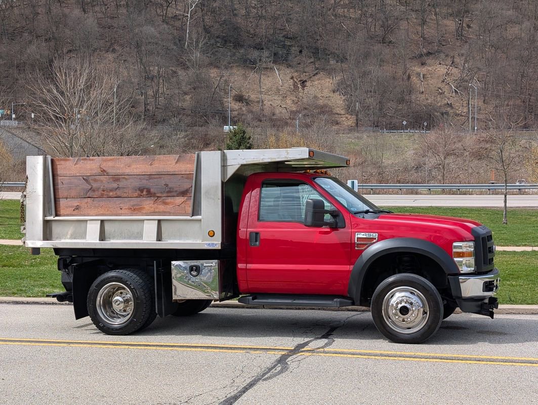 Used 2010 Ford F450 XL image 4