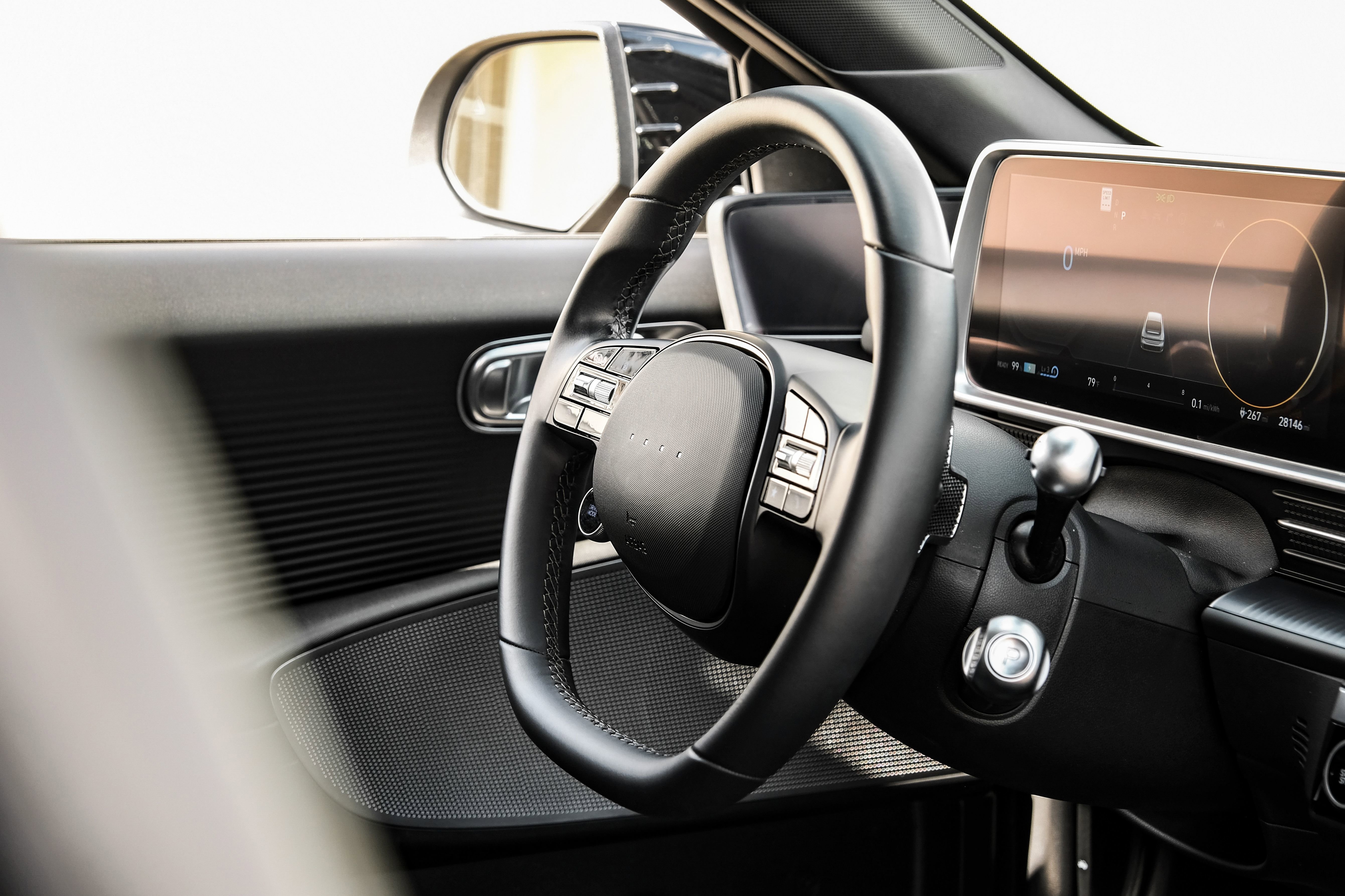 Used 2024 Hyundai Ioniq 6 SE RWD image 12