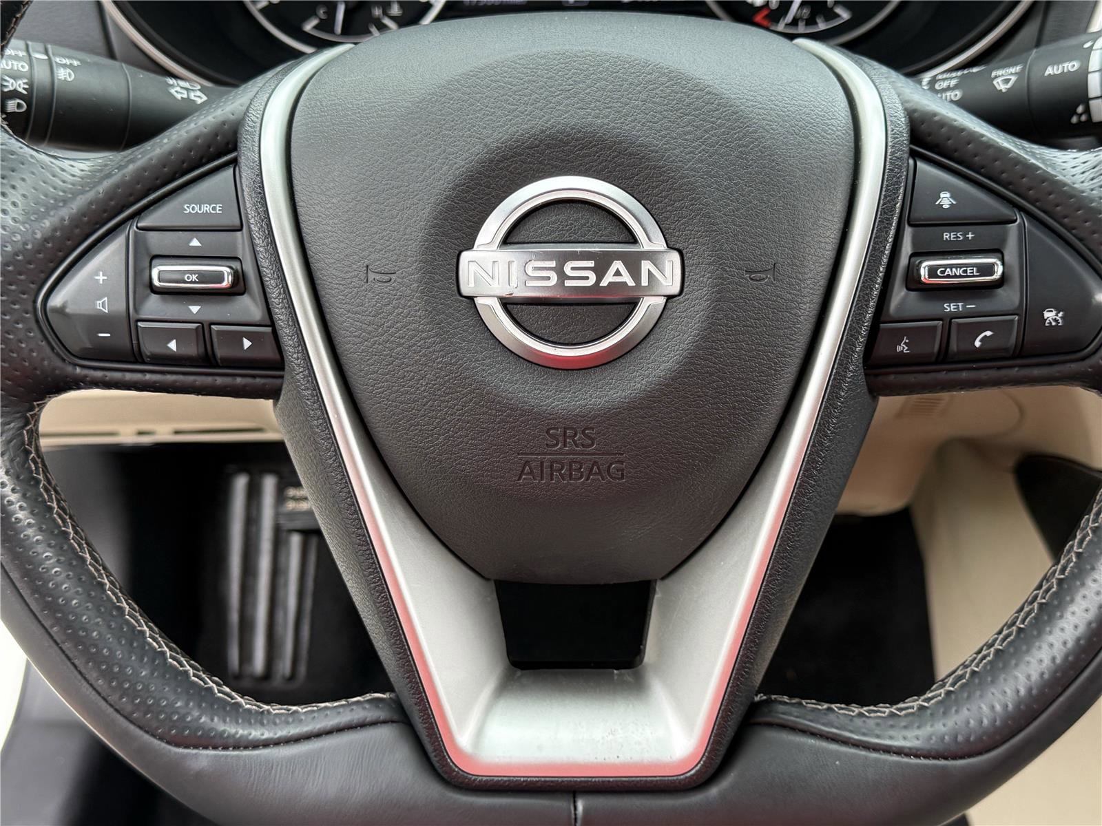 Used 2023 Nissan Maxima Platinum w/ Sport Mat Group FWD image 11