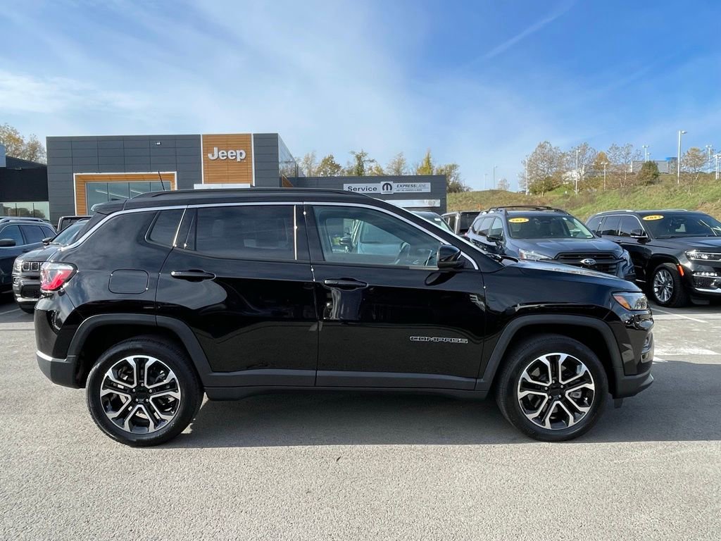 Certified 2024 Jeep Compass Limited image 2