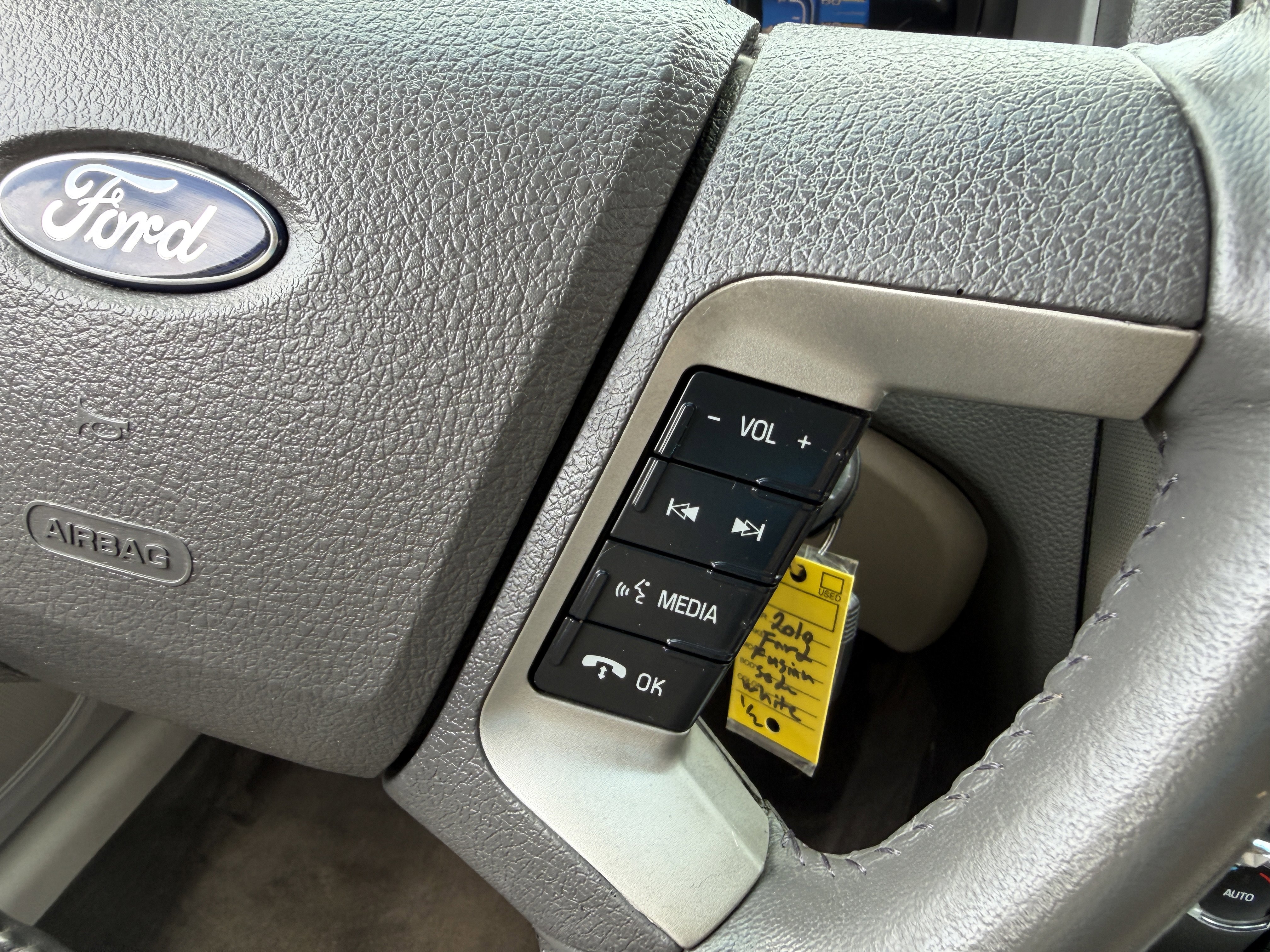 Used 2010 Ford Fusion Hybrid image 29