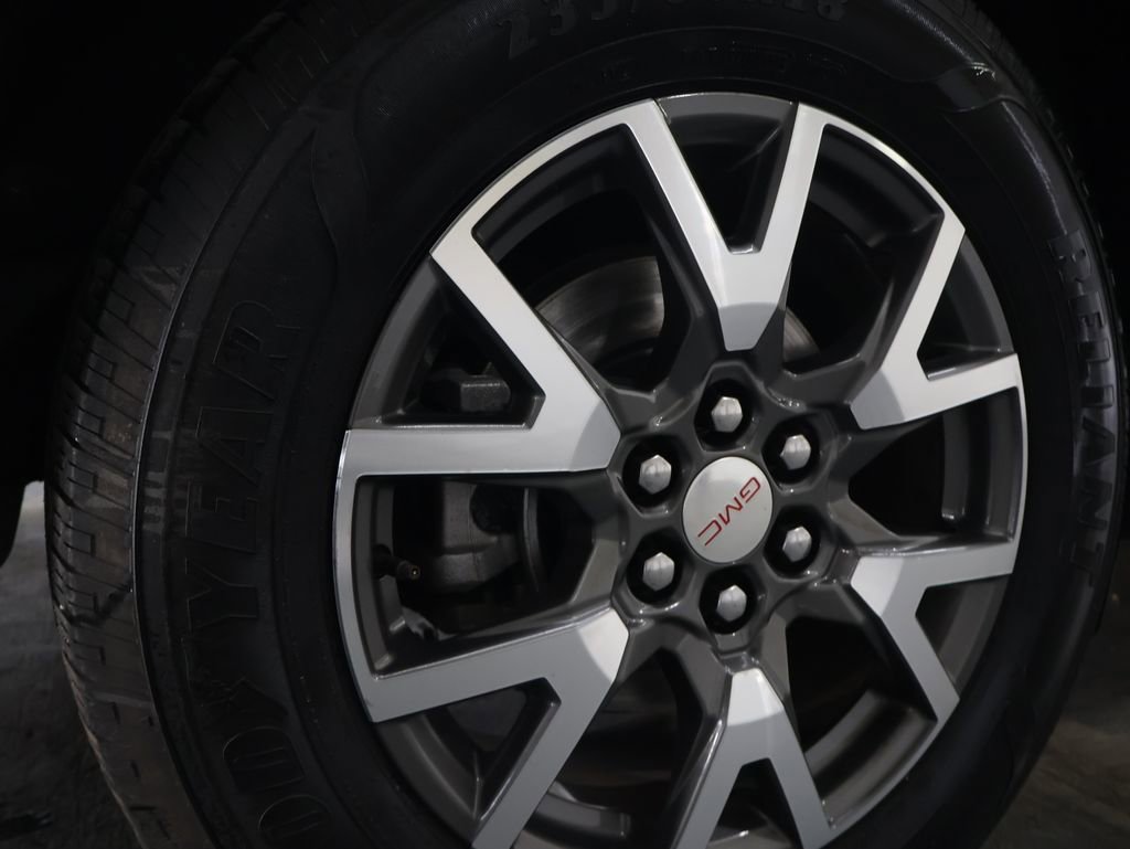 Used 2020 GMC Acadia SLE FWD image 30