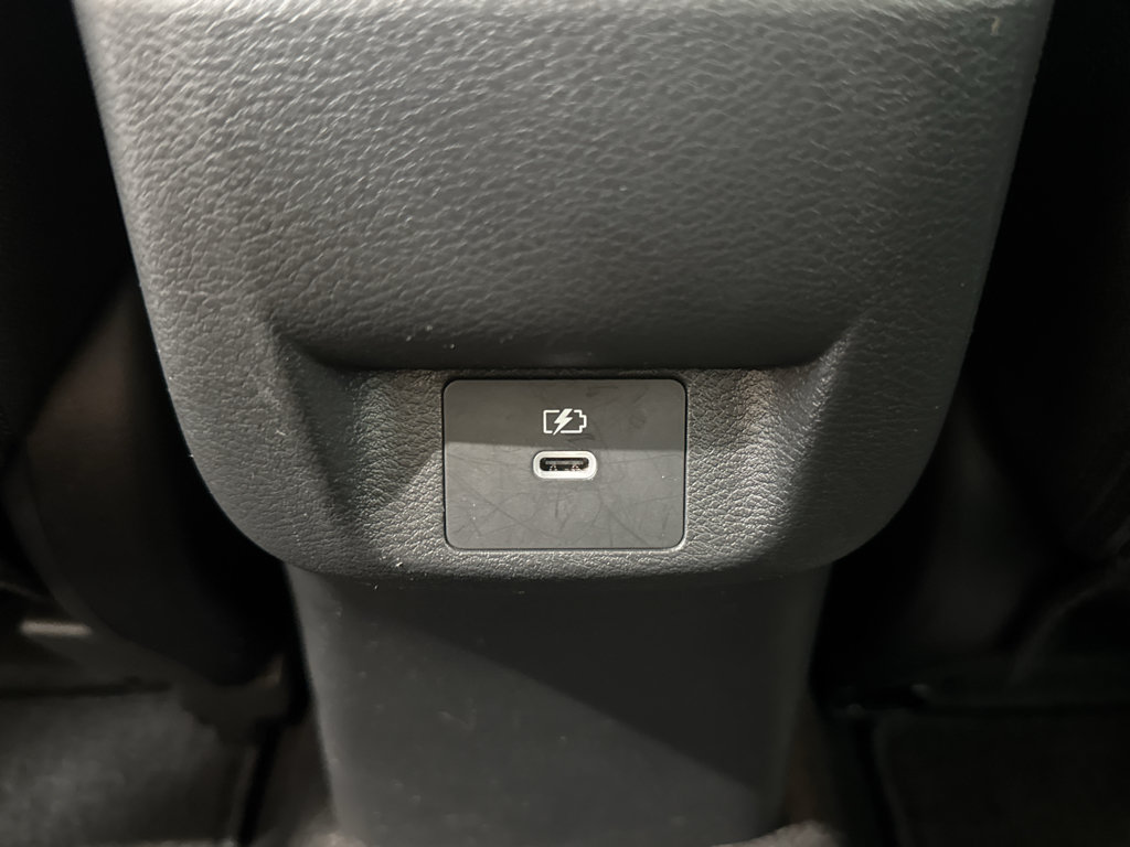 Used 2024 Nissan Versa SV FWD image 12