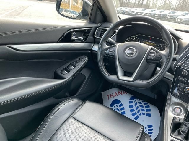 Used 2023 Nissan Maxima SV w/ Floor Mat Group FWD image 32