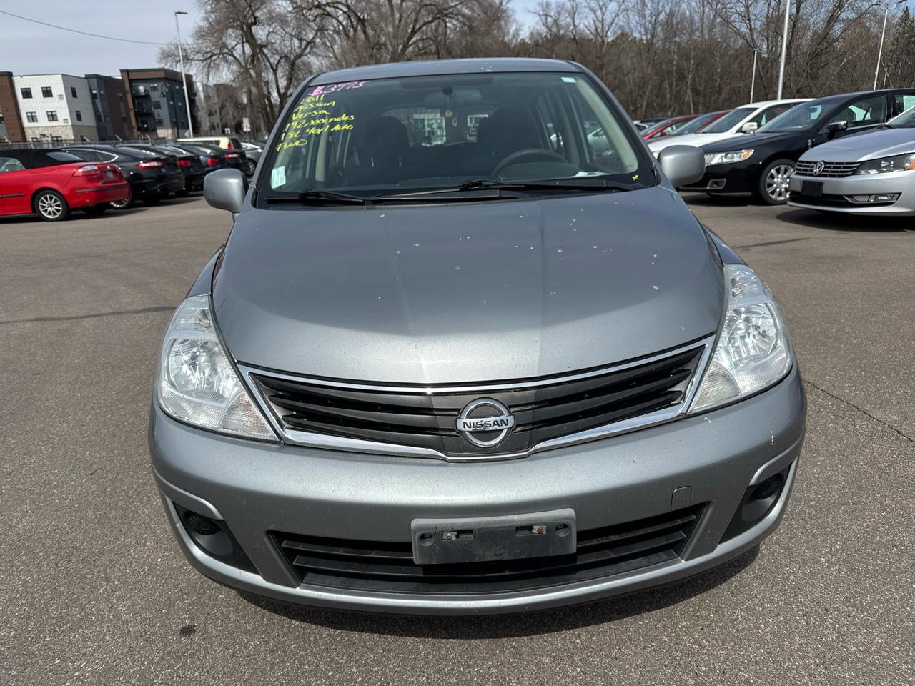 Used 2011 Nissan Versa 1.8 S image 2