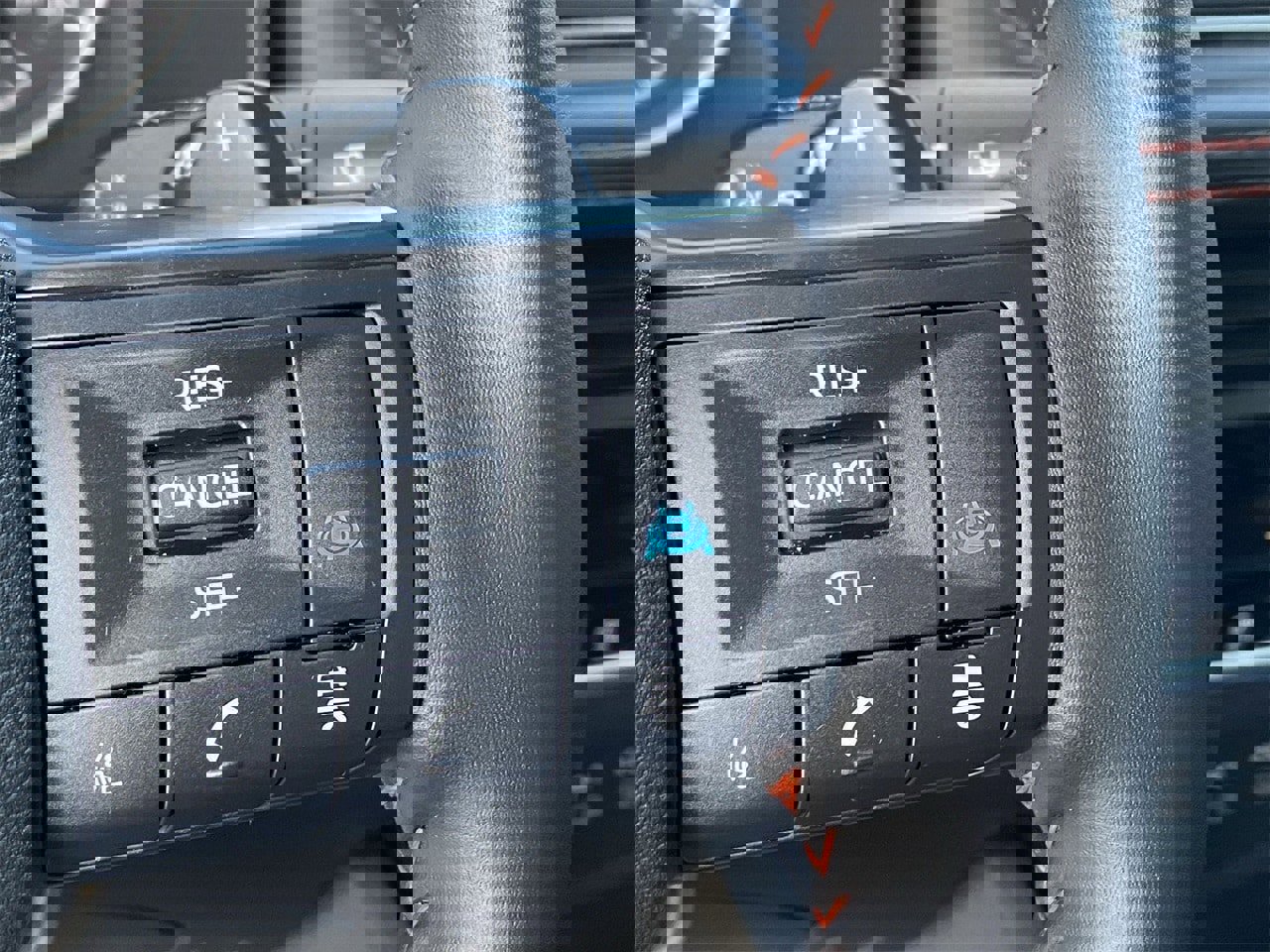 New 2025 Nissan Rogue SV image 32