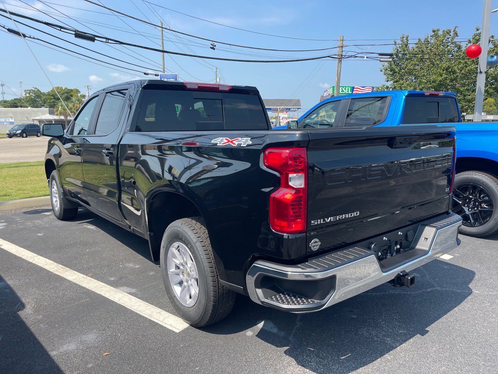 New 2026 Chevrolet Silverado 1500 LT w/ Leather Package image 12