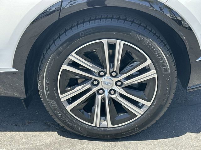 Certified 2024 Cadillac Lyriq Luxury AWD/4WD image 34