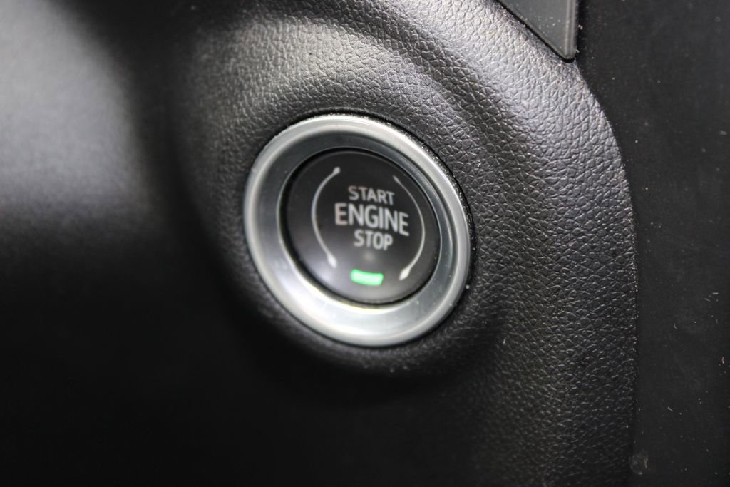 Used 2021 Chevrolet Silverado 1500 LT w/ Z71 Off-Road Package image 42