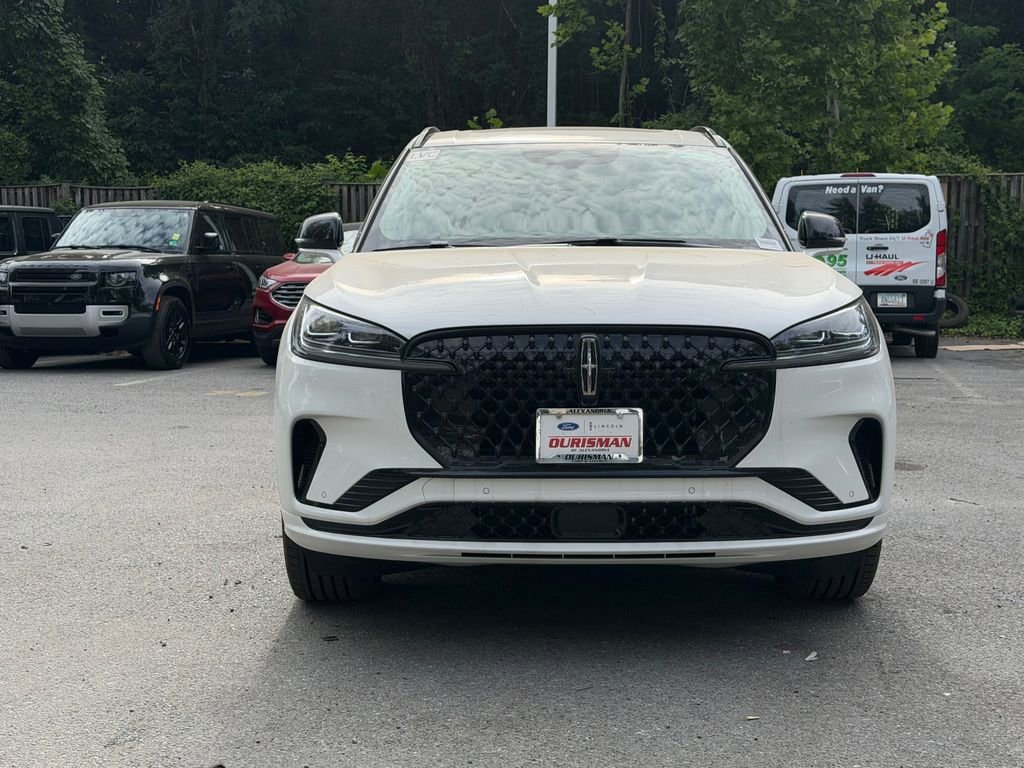 New 2026 Lincoln Aviator Reserve w/ Luxury Package AWD/4WD image 2