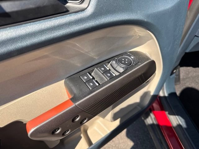 Used 2025 Ford Maverick Lariat w/ 4K Tow Package AWD/4WD image 8