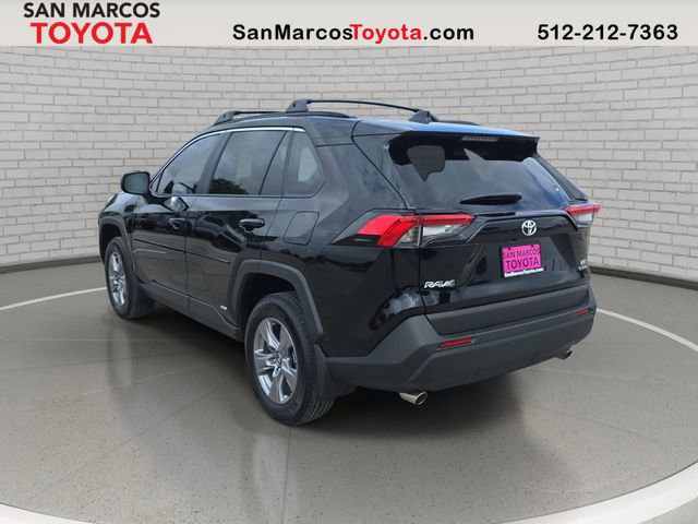 Used 2025 Toyota RAV4 LE image 7