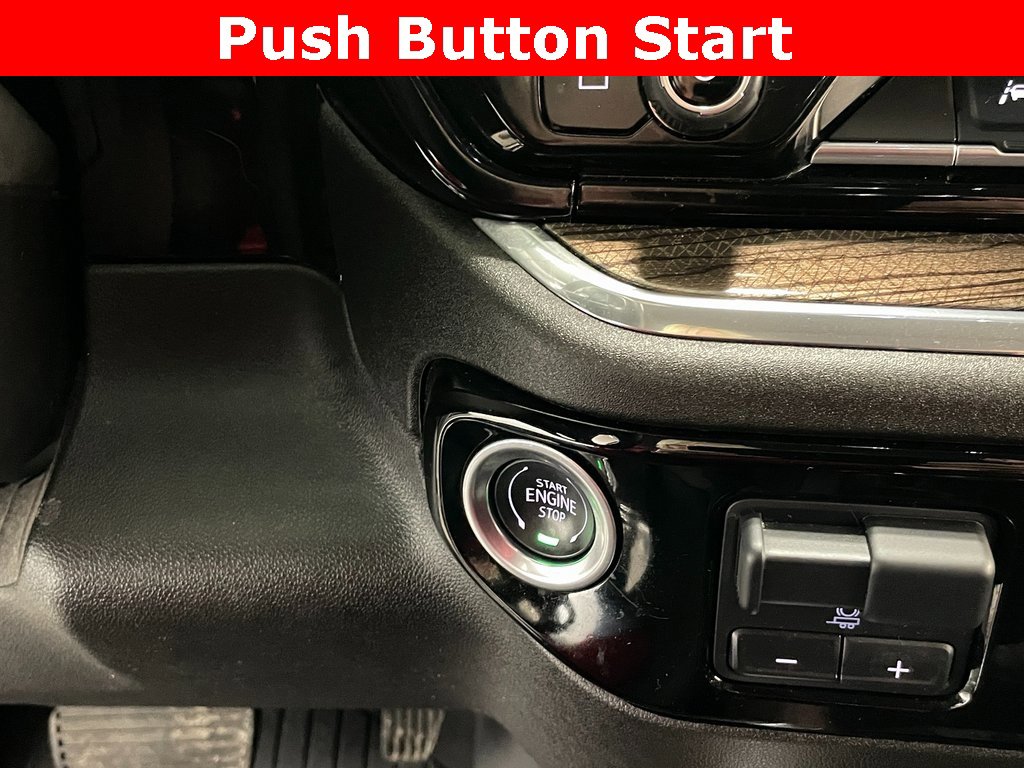 Used 2025 Chevrolet Silverado 1500 RST w/ Convenience Package II image 6