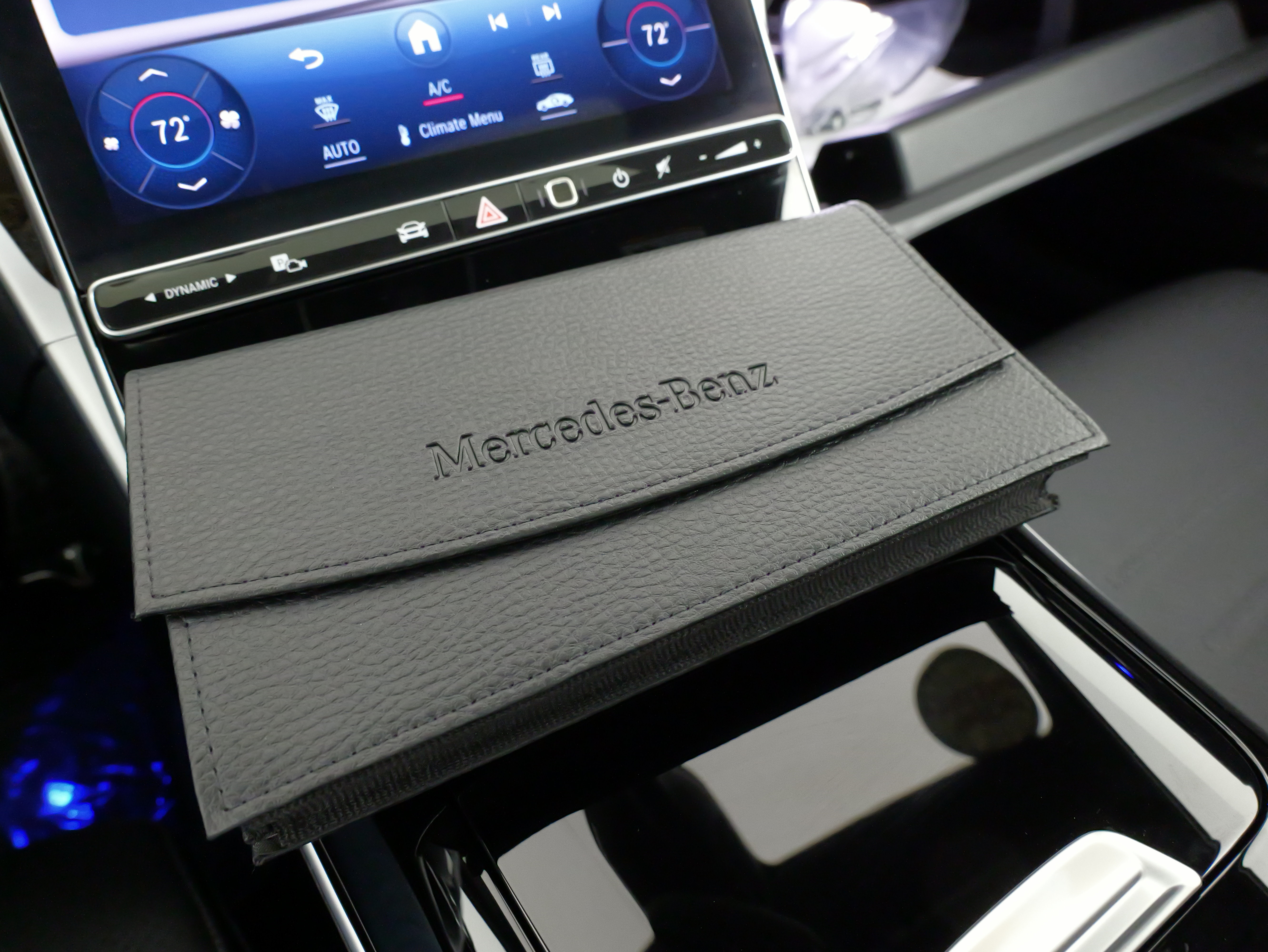 Used 2024 Mercedes-Benz C 300 4MATIC Sedan w/ AMG Line w/ Night Package image 49