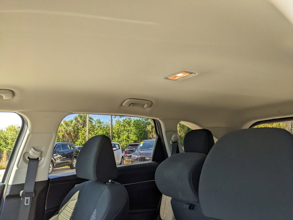 Certified 2025 Kia Sorento LX image 22