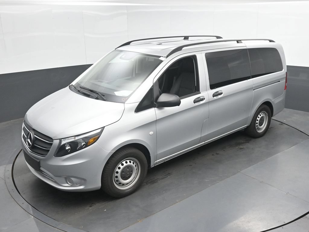 Used 2023 Mercedes-Benz Metris Passenger image 39