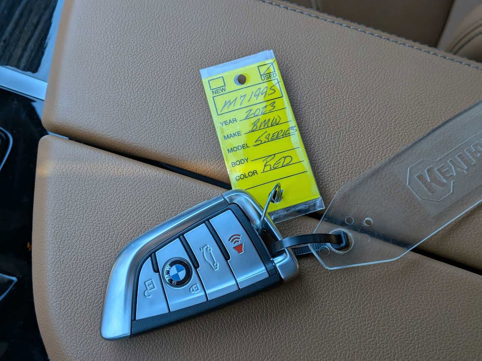 Used 2023 BMW 530e w/ M Sport Package image 35