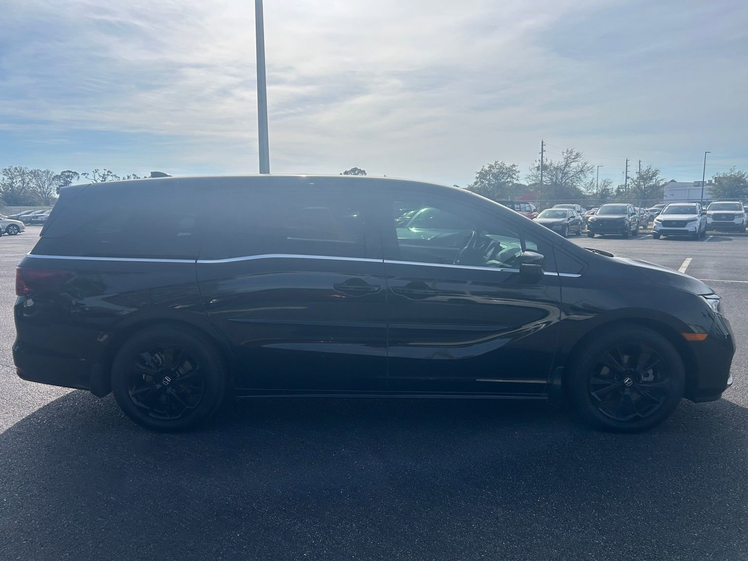 Used 2023 Honda Odyssey Sport image 8