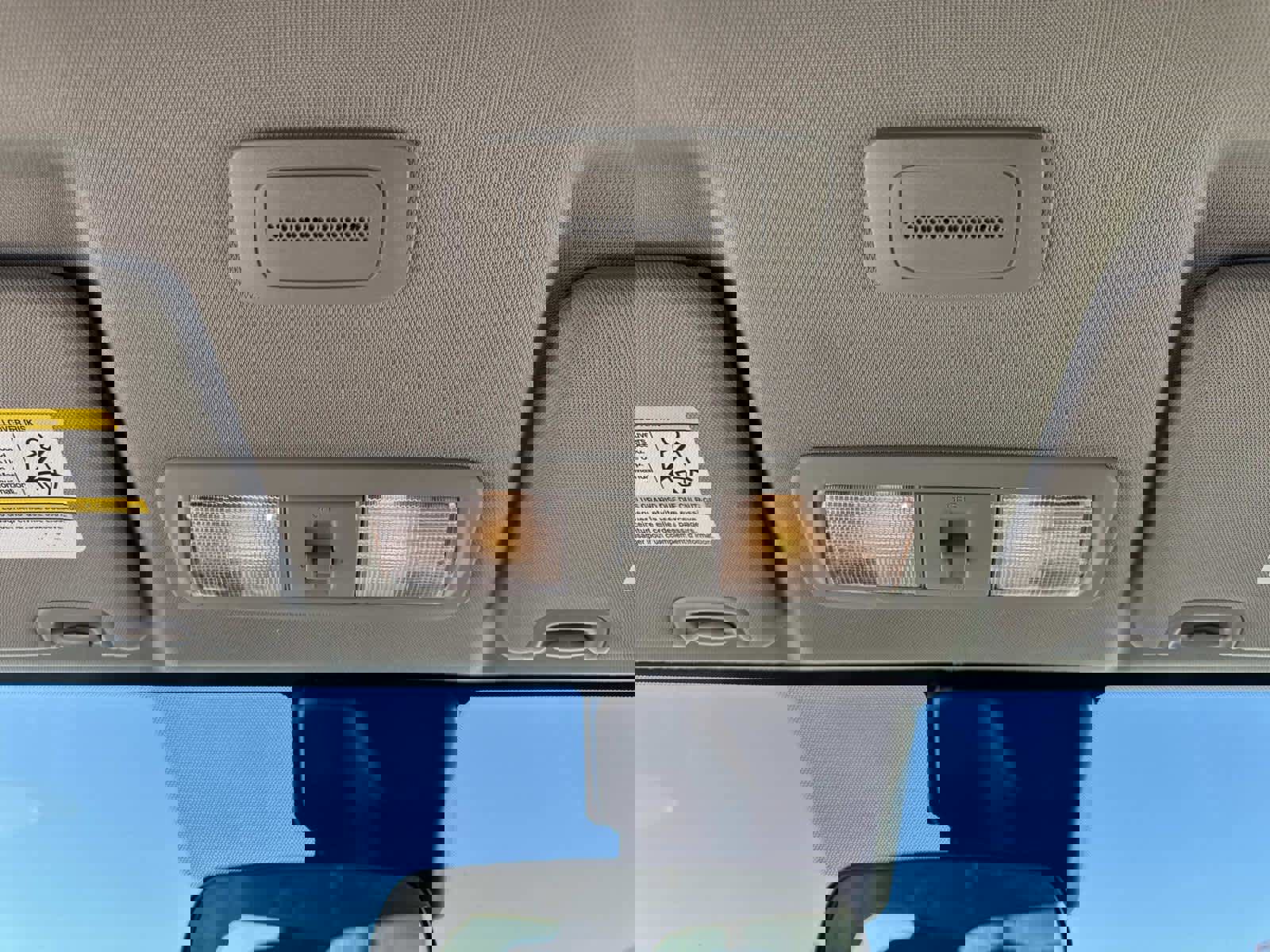 Used 2023 Nissan Frontier SV image 46