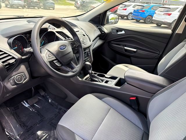 Used 2017 Ford Escape SE AWD/4WD image 16