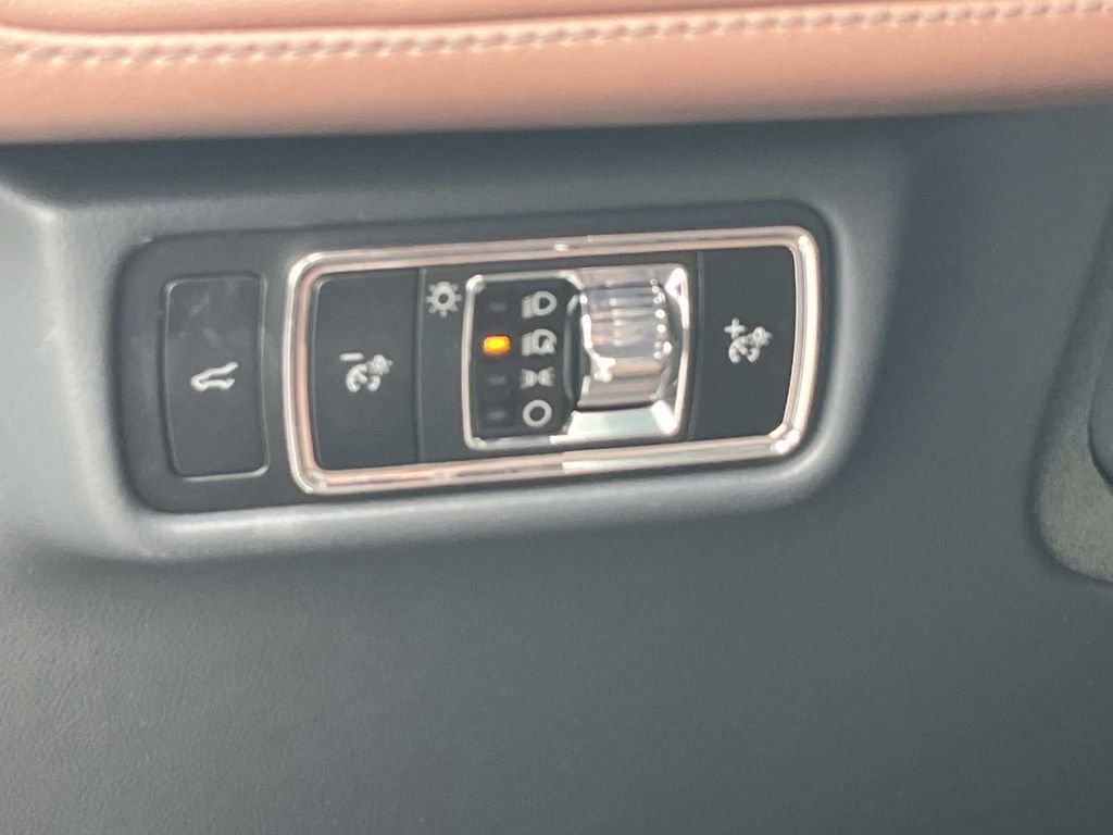Used 2025 Lincoln Aviator Reserve w/ Illumination Package AWD/4WD image 27