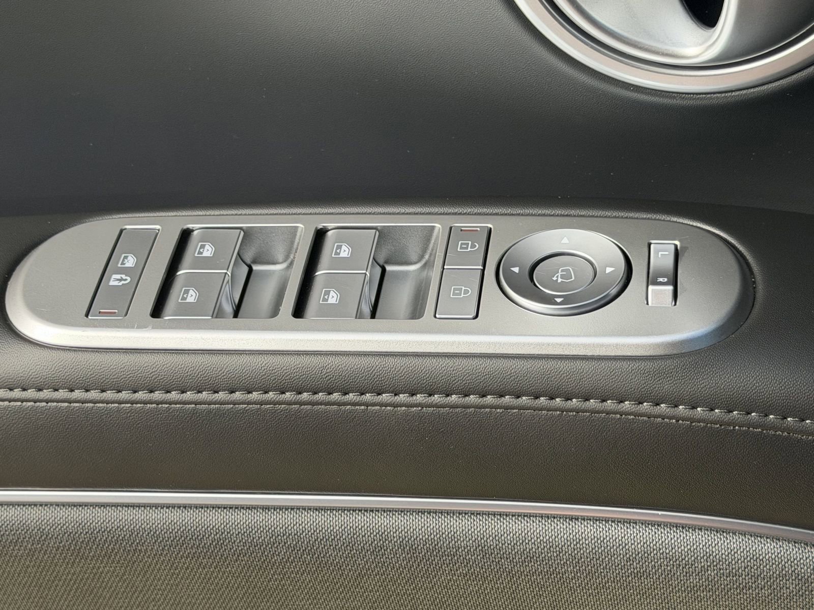 Used 2026 Hyundai Palisade Calligraphy image 21