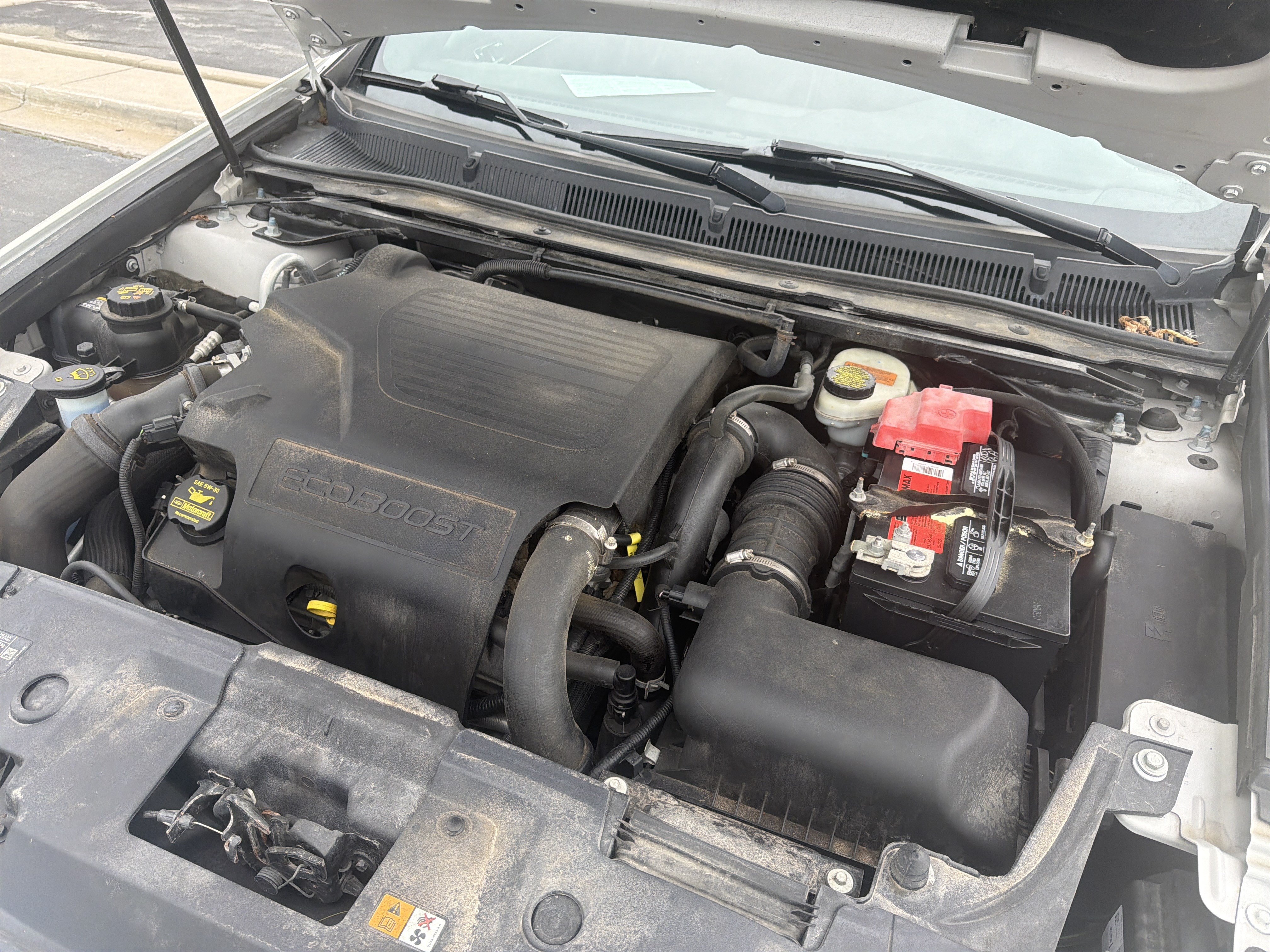 Used 2013 Lincoln MKS AWD image 43