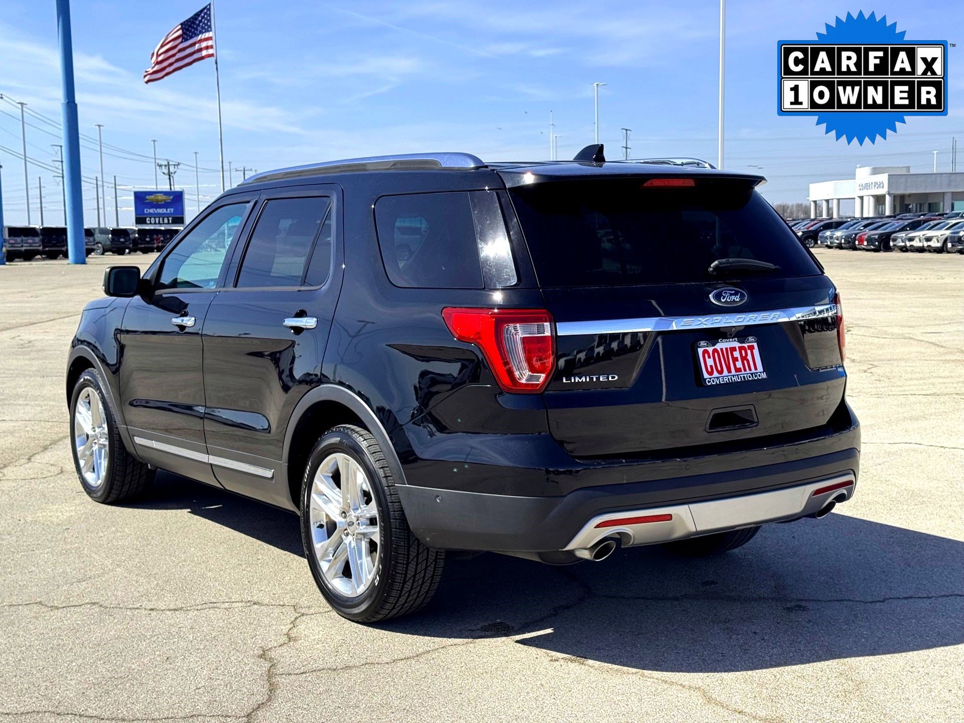 Used 2017 Ford Explorer Limited w/ Equipment Group 301A image 9